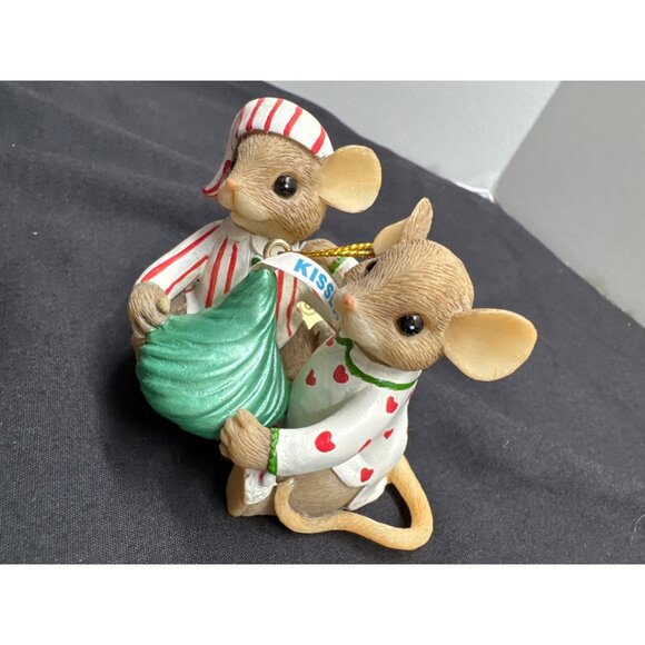 The Night Before Kissmas Mice Ornament By Bradford Exchange Enesco Sweet & Charm - Picture 2 of 7